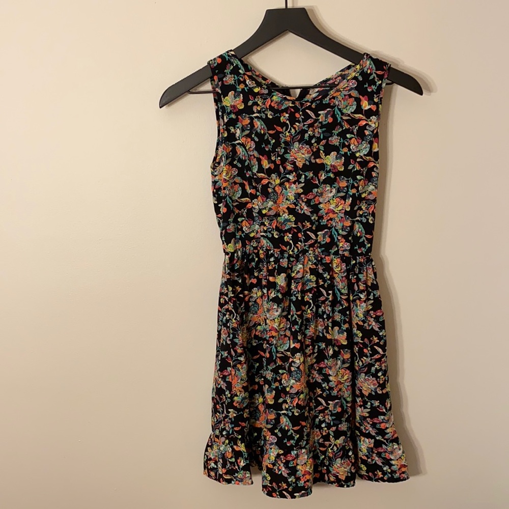 Flirty Floral Dress!